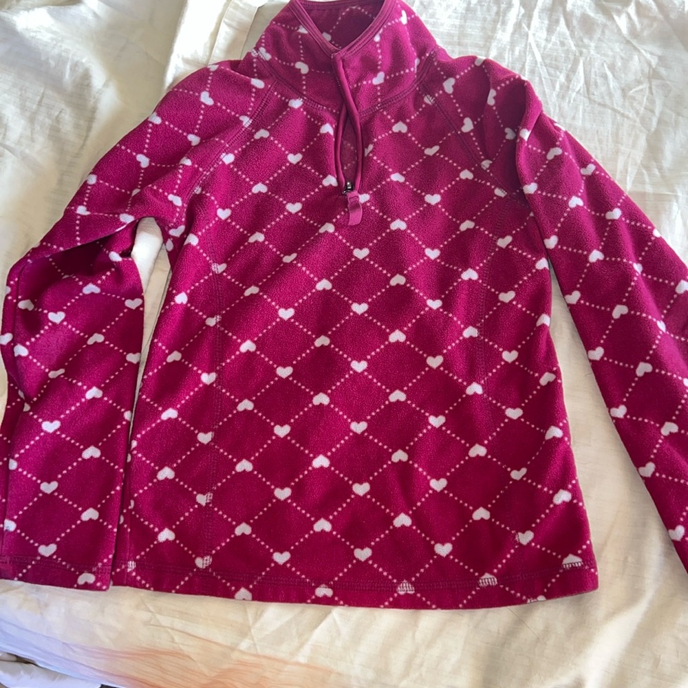 Old Navy Half Zip Fleece Sweater in Kids Medium Heart Pattern
